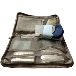 NEW United Airlines Amenity Toiletry Travel Bag Zip Around With Contents